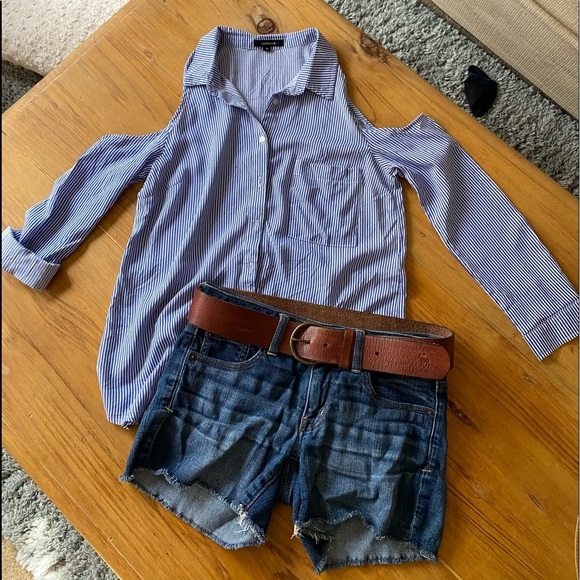 Blouse by Ambiance - Picture 1 of 8